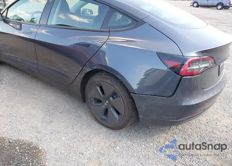 2021 Tesla Model 3 Standard Range Plus Rear-Wheel Drive из США, поврежденный, VIN 5YJ3E1EA3MF986847